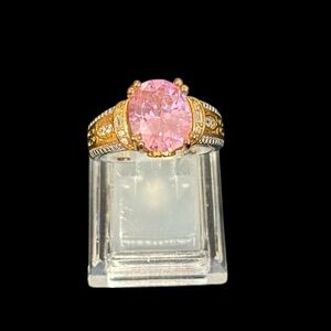 Elegant Pink and Gold Women's Ring